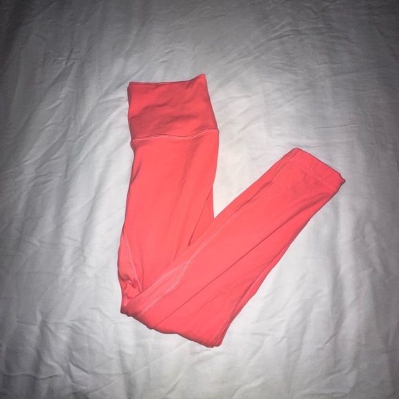 🧡 Lululemon Raspberry Cream Aligns 🧡 - Picture 3 of 7
